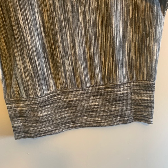 Multi tone grey sweater, 16 - Picture 2 of 5